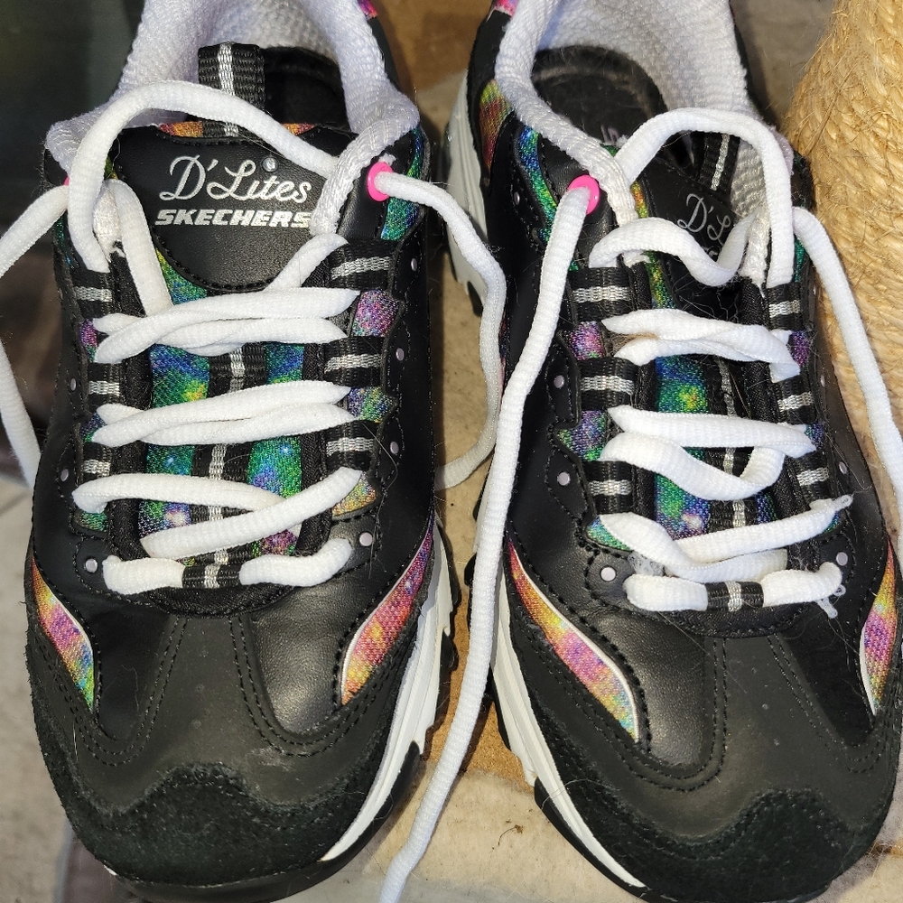 Women's Skechers tennis shoes